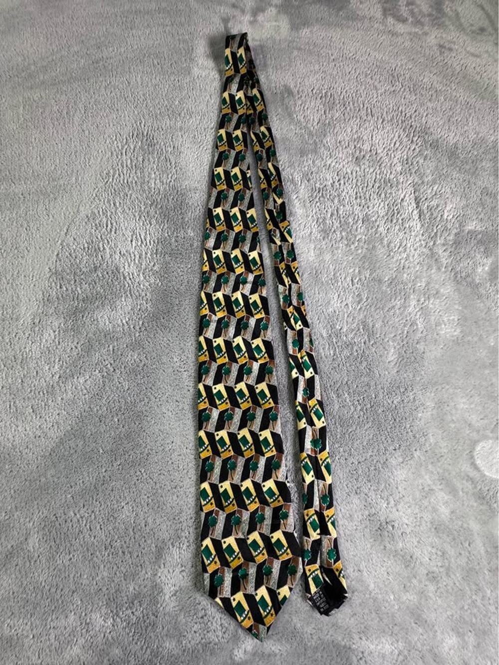 💚🍀🍀Regional Concepts by MMG Hallmark Design Collection necktie Irish